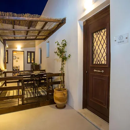 Lindos Bliss Luxury Suites Apartment